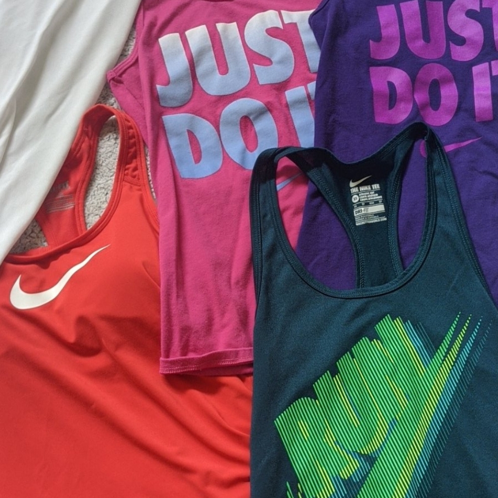 Nike tank tops